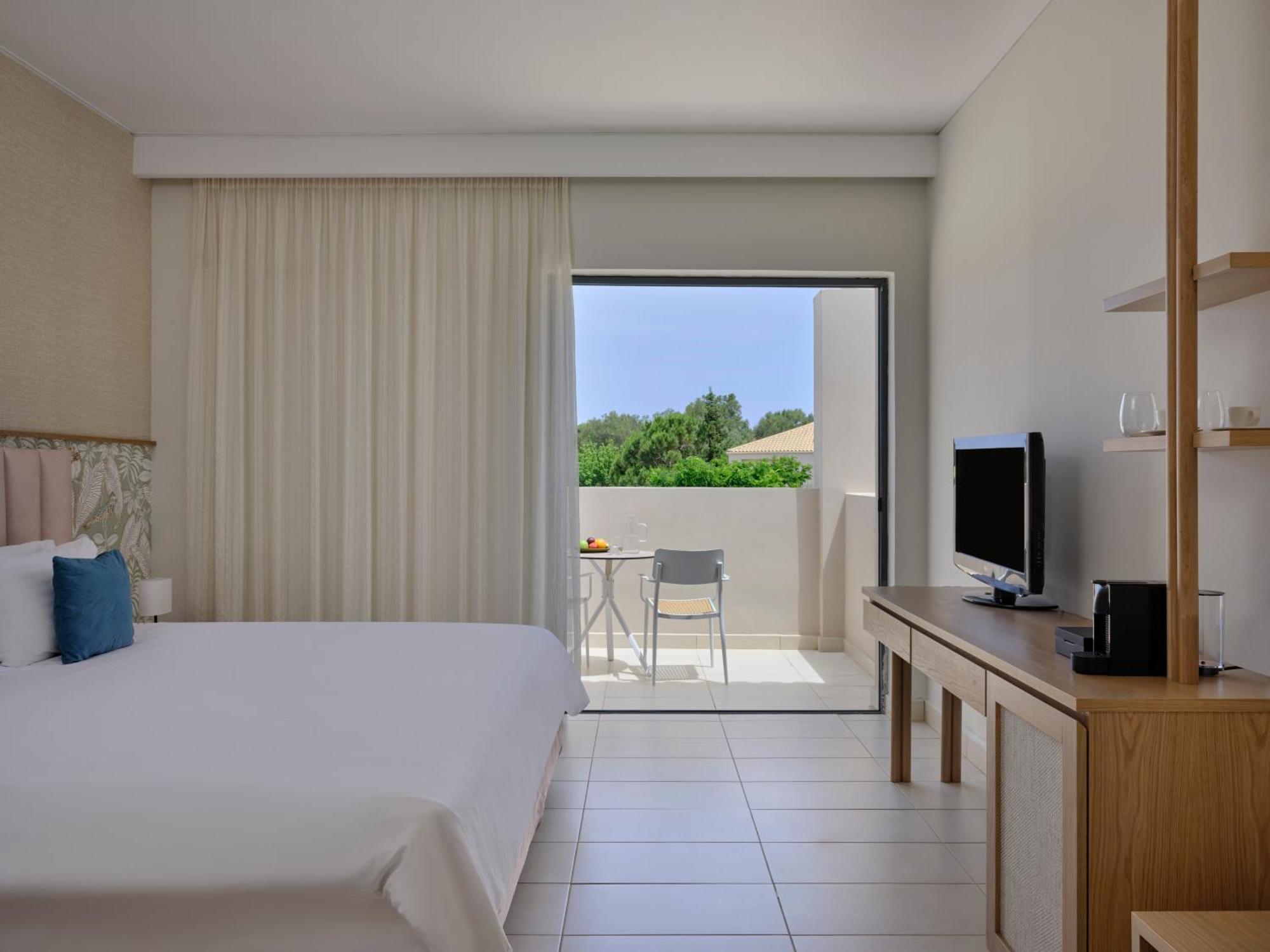 טרגקי Atlantica Eleon Grand Resort מראה חיצוני תמונה